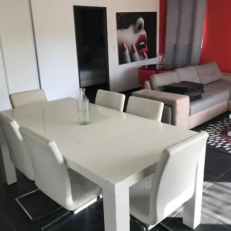 La Maison D'ambrine - Les Gites Apartment
