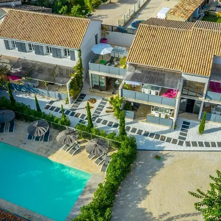 La Maison D'ambrine - Les Gites Apartment Richerenches